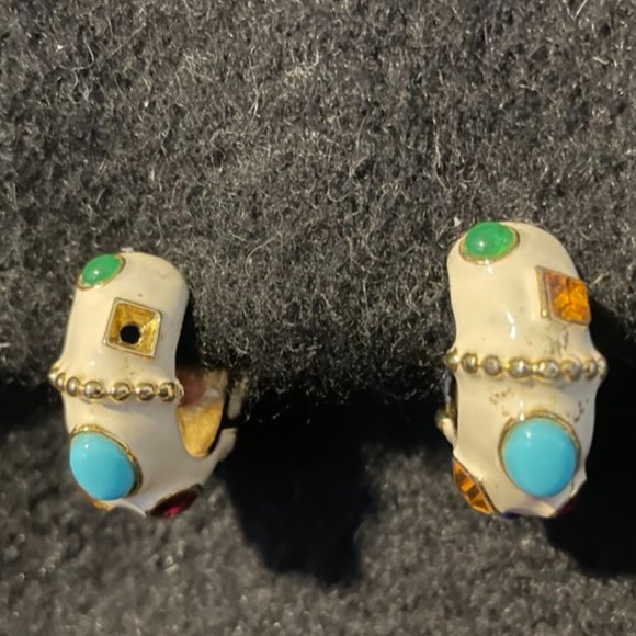 Kenneth Jay Lane Enamel Clip Earrings - Picture 2 of 6